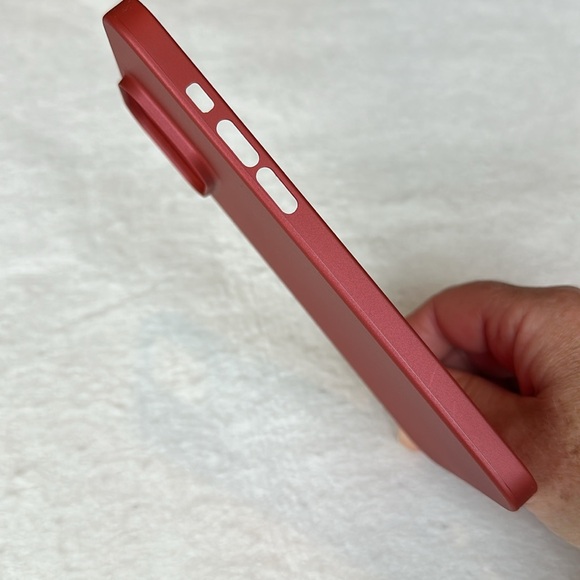 NWOT Totallee Cases iPhone 14 Pro Max Red Slim & Minimal Phone Case - Picture 4 of 7